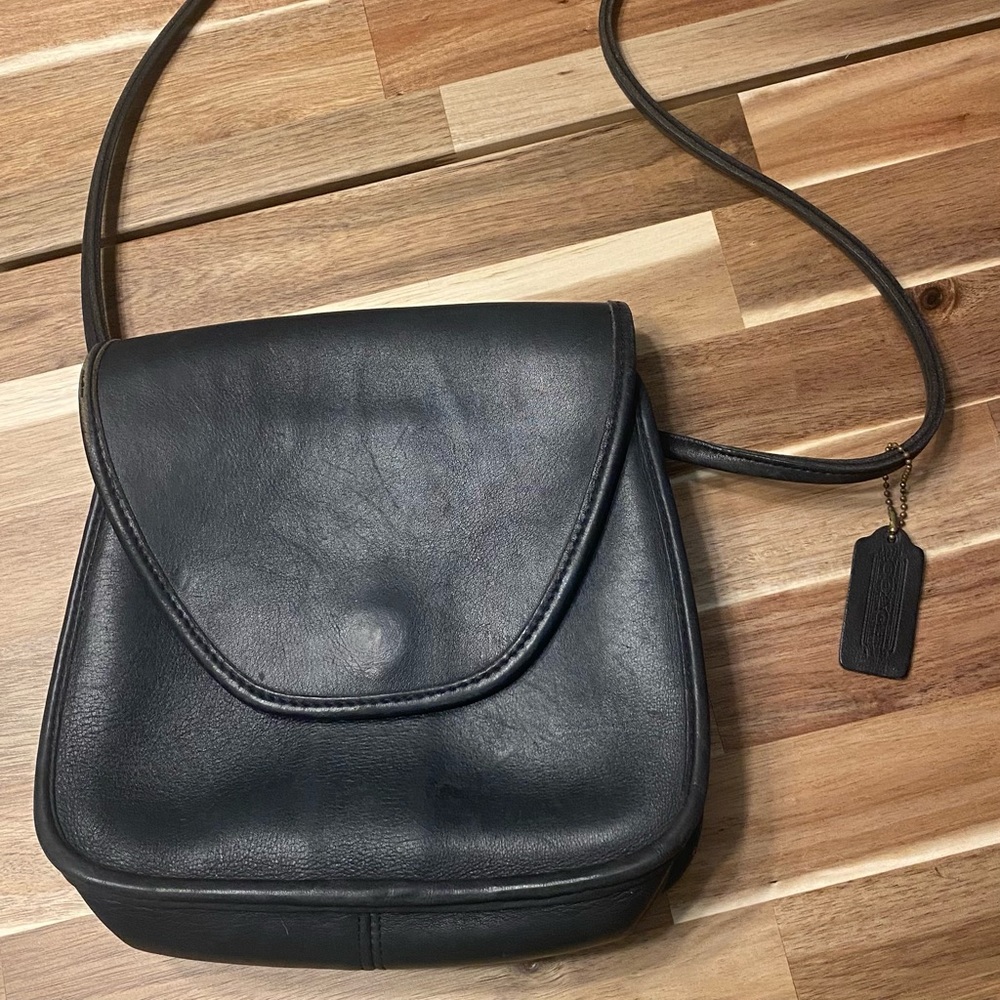 Vintage Coach Lindsay Black Leather Flap Shoulder Crossbody Bag Purse